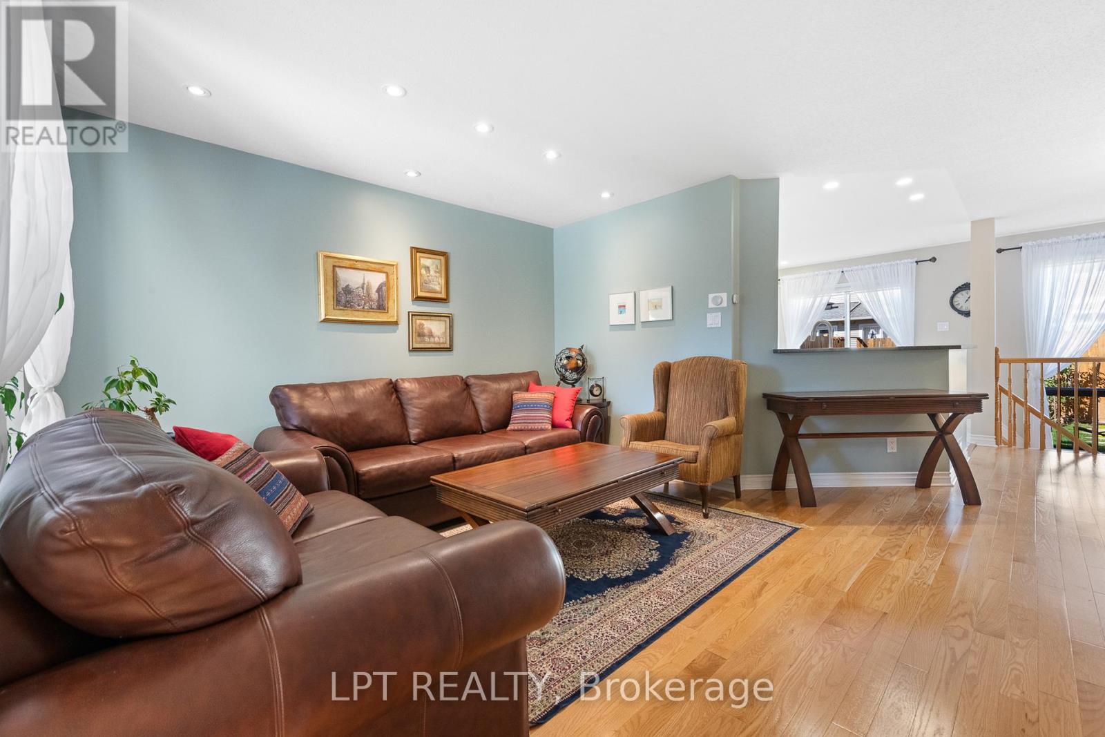 16 Calaveras Avenue, Ottawa, Ontario  K2J 4Z8 - Photo 6 - X12462454