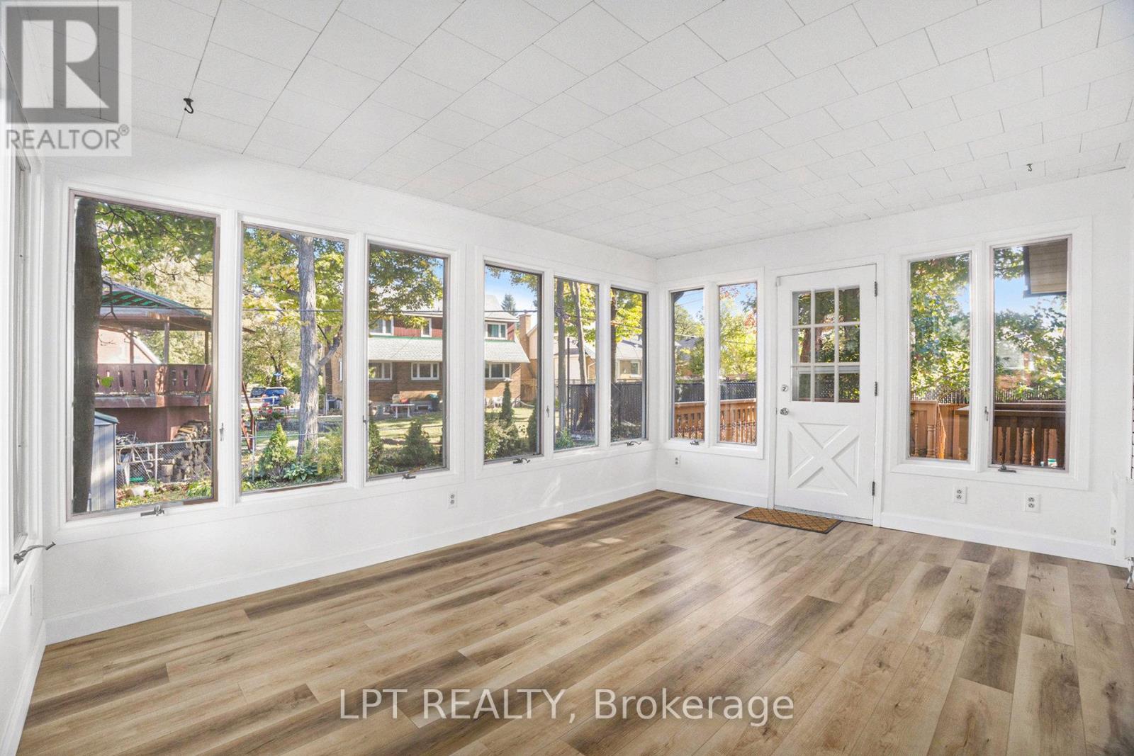 1517 Caverley Street, Ottawa, Ontario  K1G 0X9 - Photo 16 - X12464551