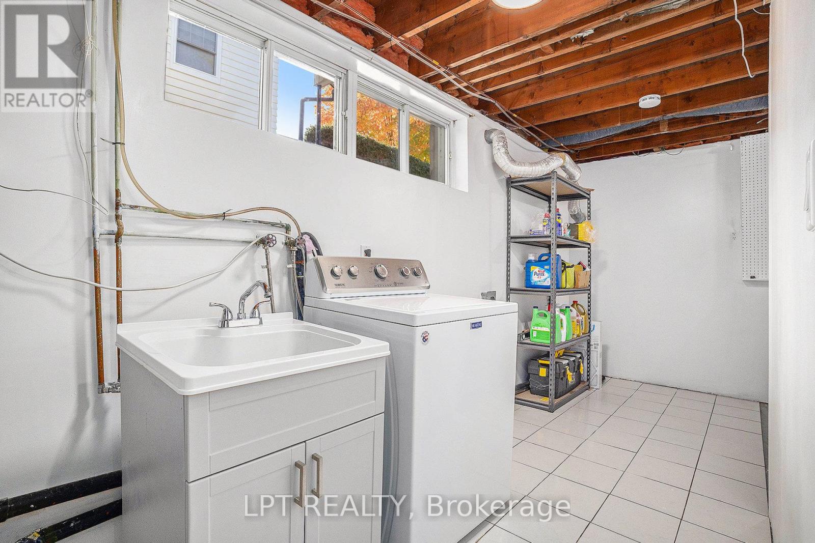 1517 Caverley Street, Ottawa, Ontario  K1G 0X9 - Photo 27 - X12464551