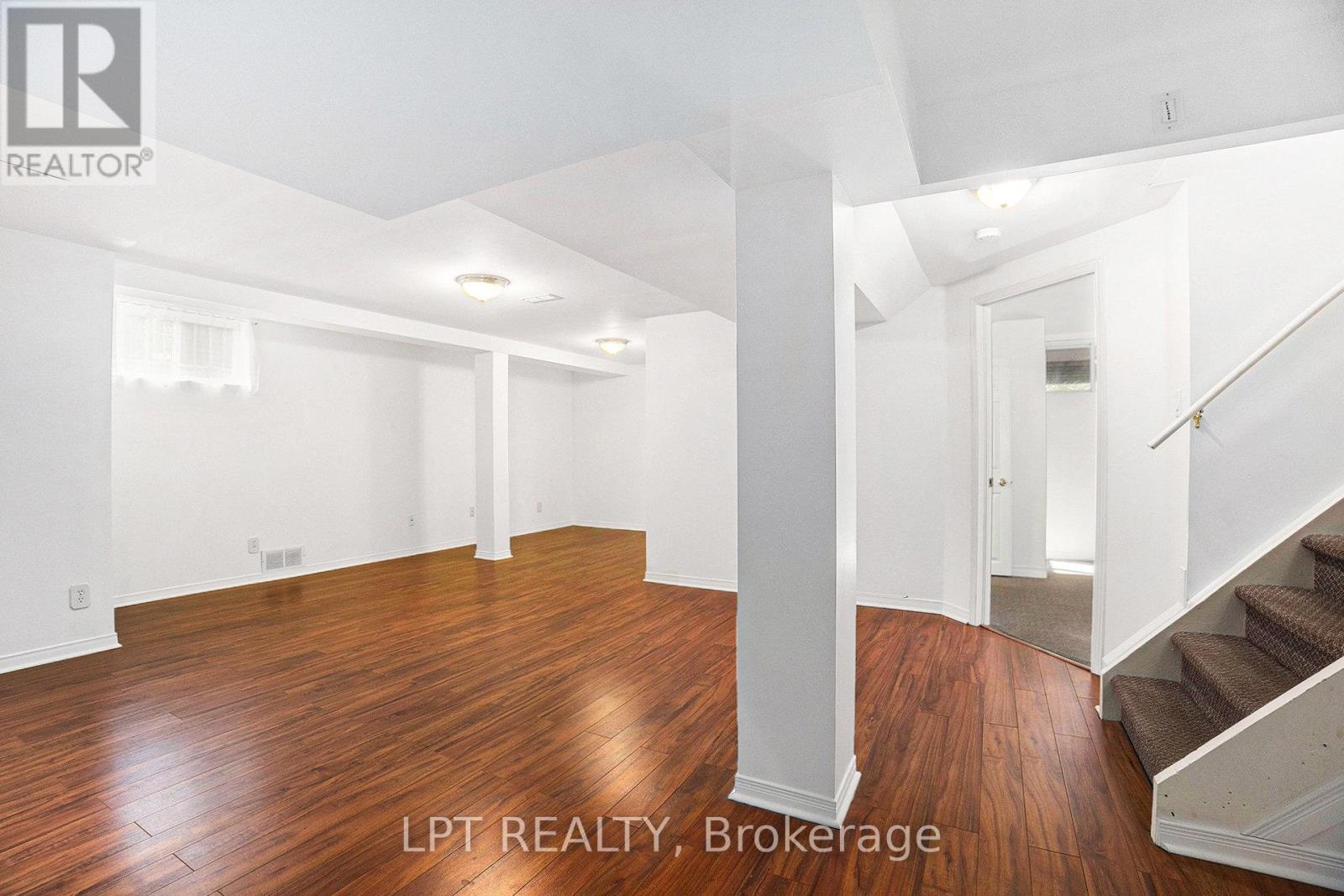 1517 Caverley Street, Ottawa, Ontario  K1G 0X9 - Photo 23 - X12464551