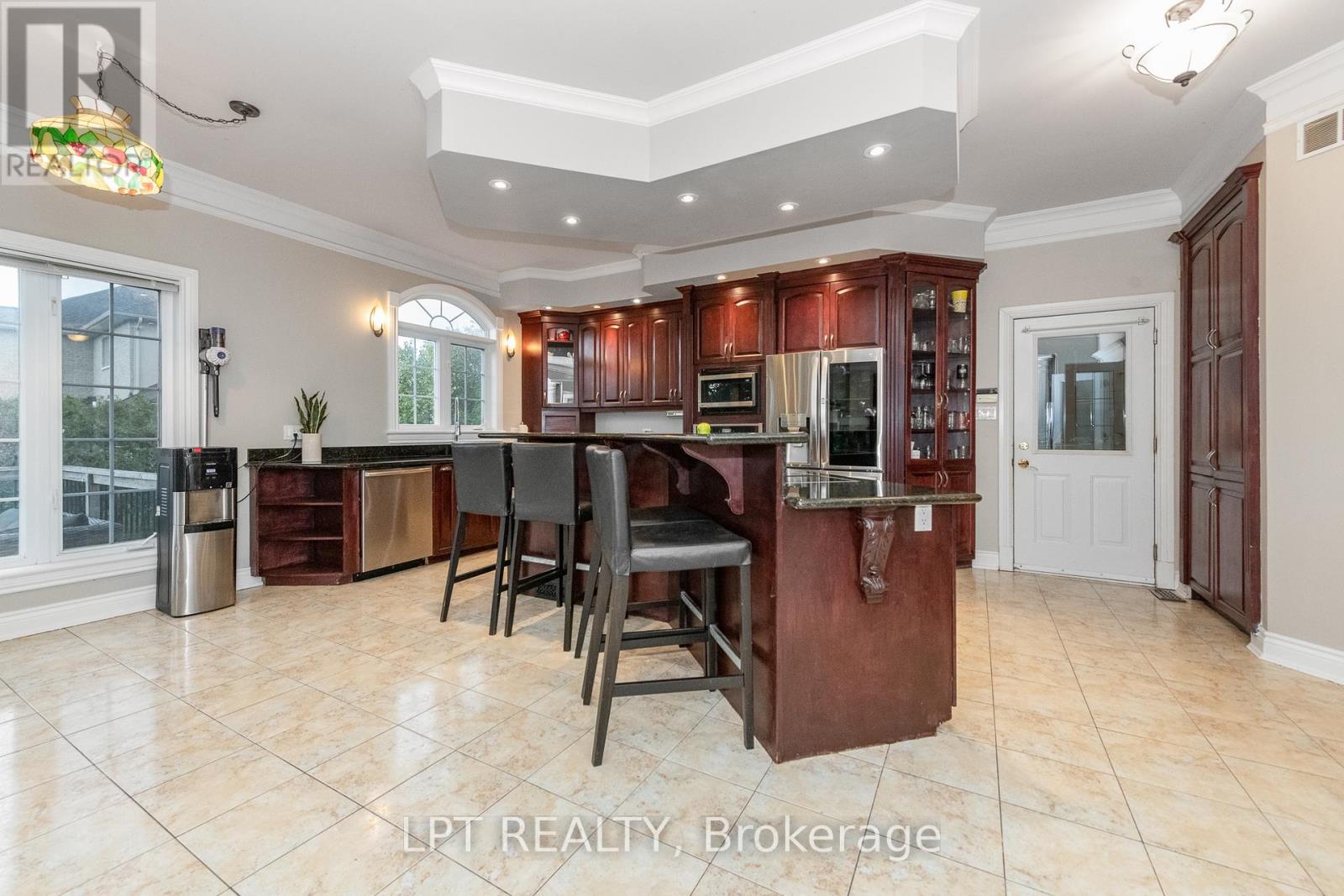 5440 Wadell Court, Ottawa, Ontario  K4M 1L3 - Photo 8 - X12511988