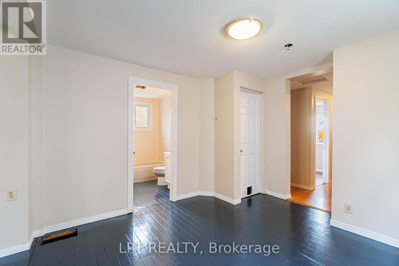 222 Bartholomew Street, Brockville, Ontario  K6V 2S6 - Photo 24 - X12525744