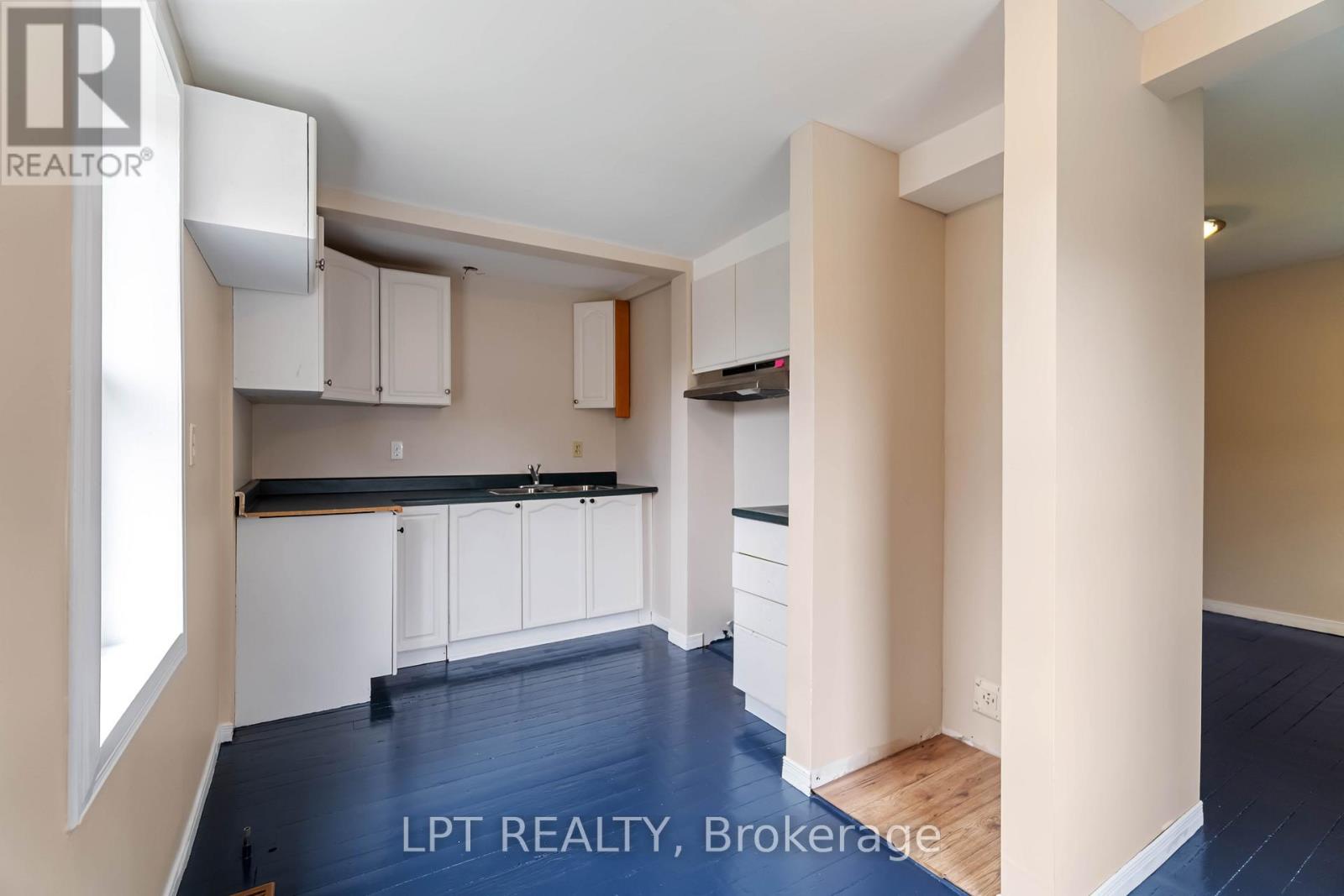 222 Bartholomew Street, Brockville, Ontario  K6V 2S6 - Photo 31 - X12525744