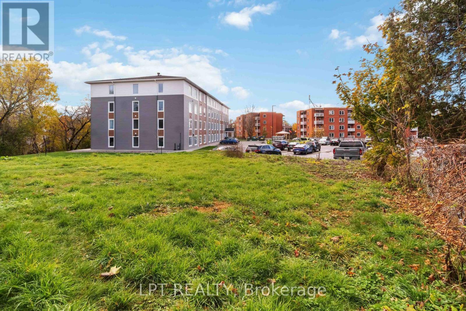 222 Bartholomew Street, Brockville, Ontario  K6V 2S6 - Photo 48 - X12525744