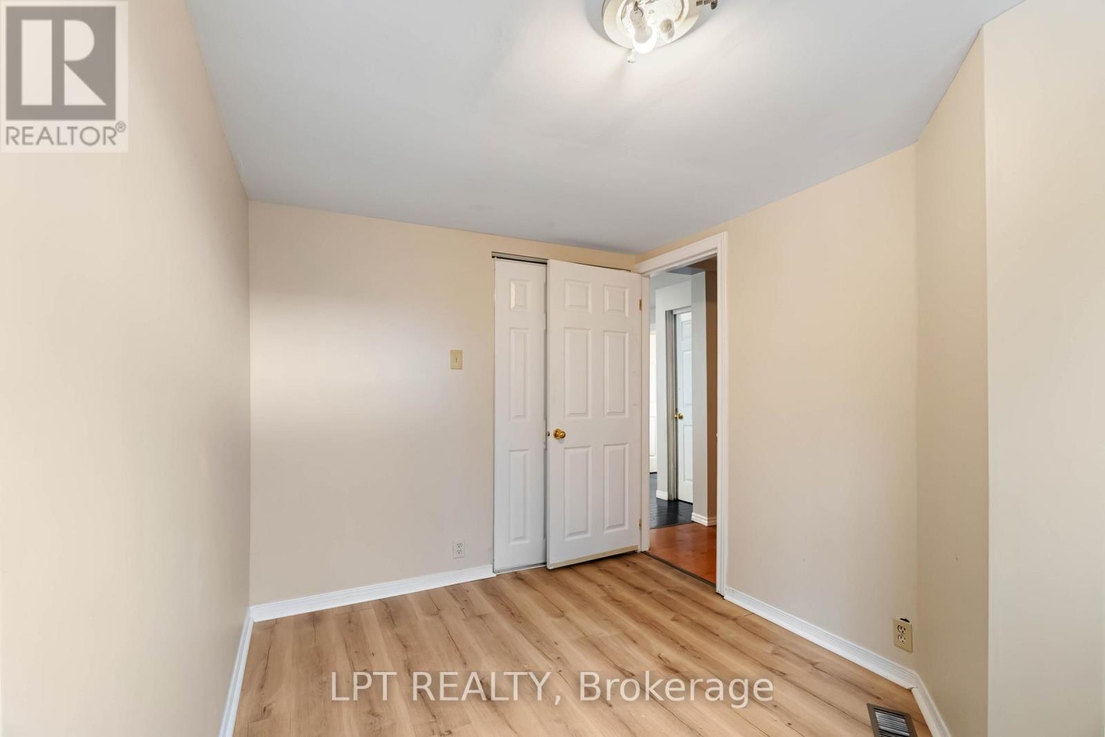 222 Bartholomew Street, Brockville, Ontario  K6V 2S6 - Photo 11 - X12525744