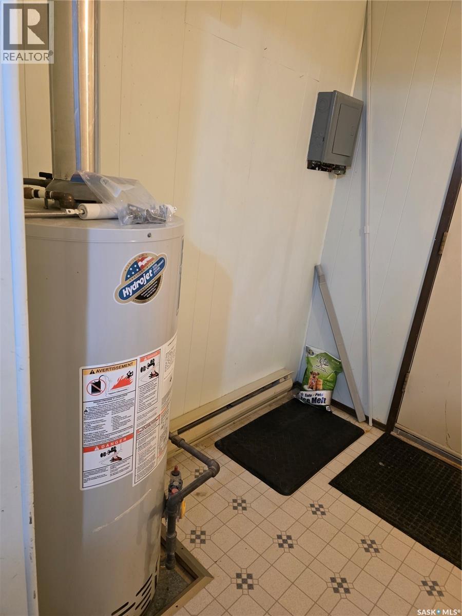 302 1st Avenue N, Beechy, Saskatchewan  S0L 0C0 - Photo 21 - SK025748