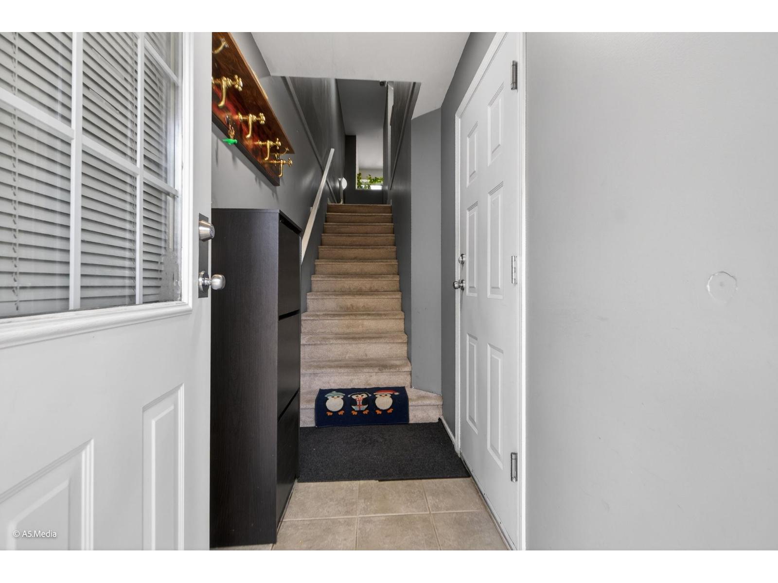 18 12110 75a Avenue, Surrey, British Columbia V3W 1M1 - Photo 5 - R3074237