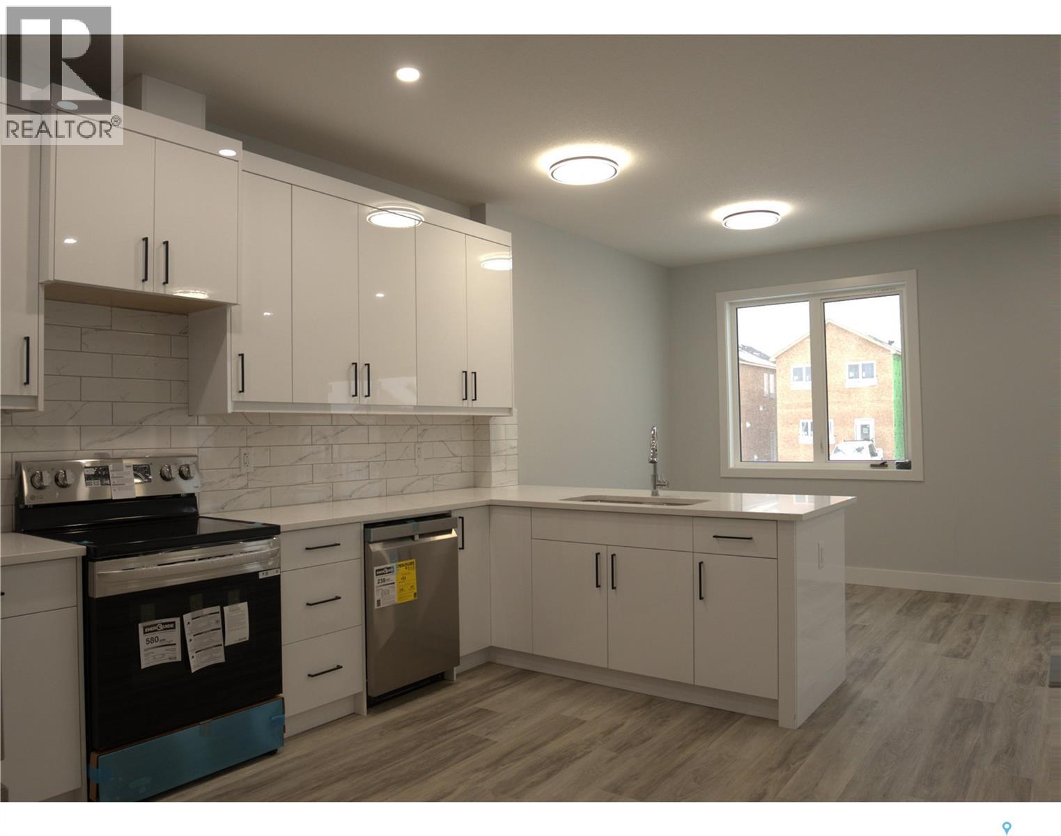 521 Sharma Crescent, Saskatoon, Saskatchewan  S7W 0Z5 - Photo 5 - SK025770