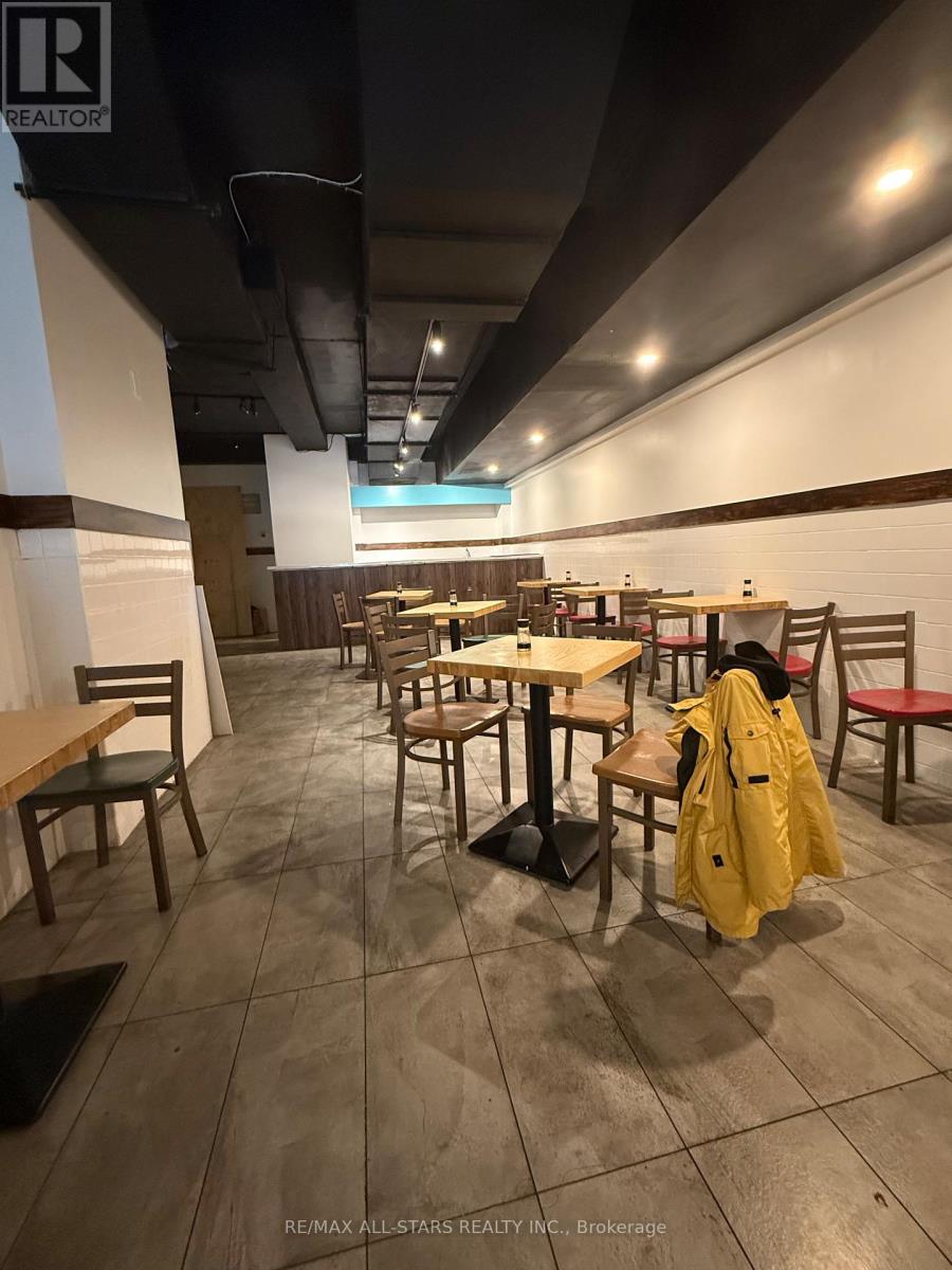 Unit D - 209 Dundas Street W, Toronto, Ontario  M5G 1C8 - Photo 8 - C12640826