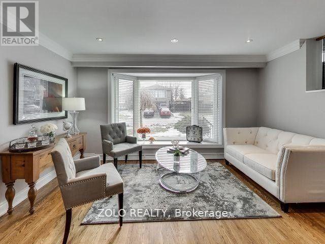 212 Goddard Street, Toronto, Ontario  M3H 5E8 - Photo 11 - C12640838
