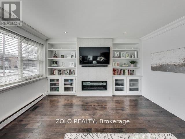 212 Goddard Street, Toronto, Ontario  M3H 5E8 - Photo 13 - C12640838