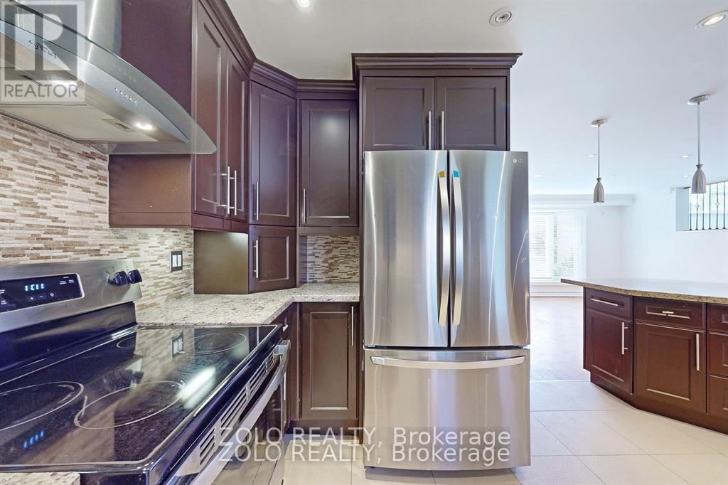 212 Goddard Street, Toronto, Ontario  M3H 5E8 - Photo 7 - C12640838