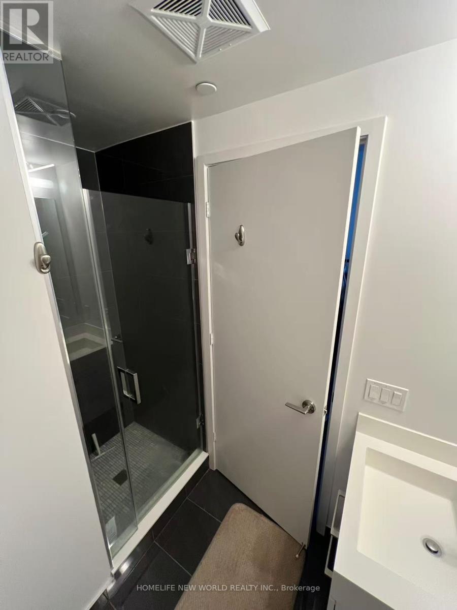 3702 - 1 Yorkville Avenue, Toronto, Ontario  M4W 1L1 - Photo 7 - C12640926