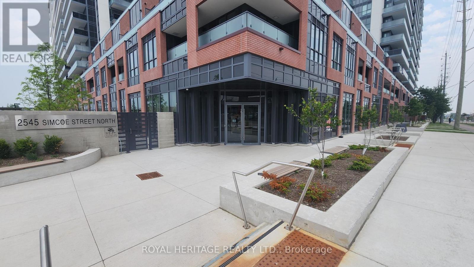 535 - 2545 SIMCOE STREET N, Oshawa, Ontario