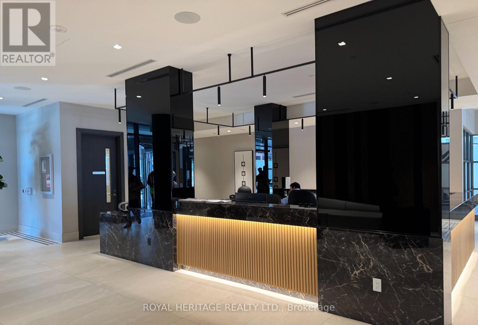 535 - 2545 Simcoe Street N, Oshawa, Ontario  L1L 0W3 - Photo 2 - E12640822