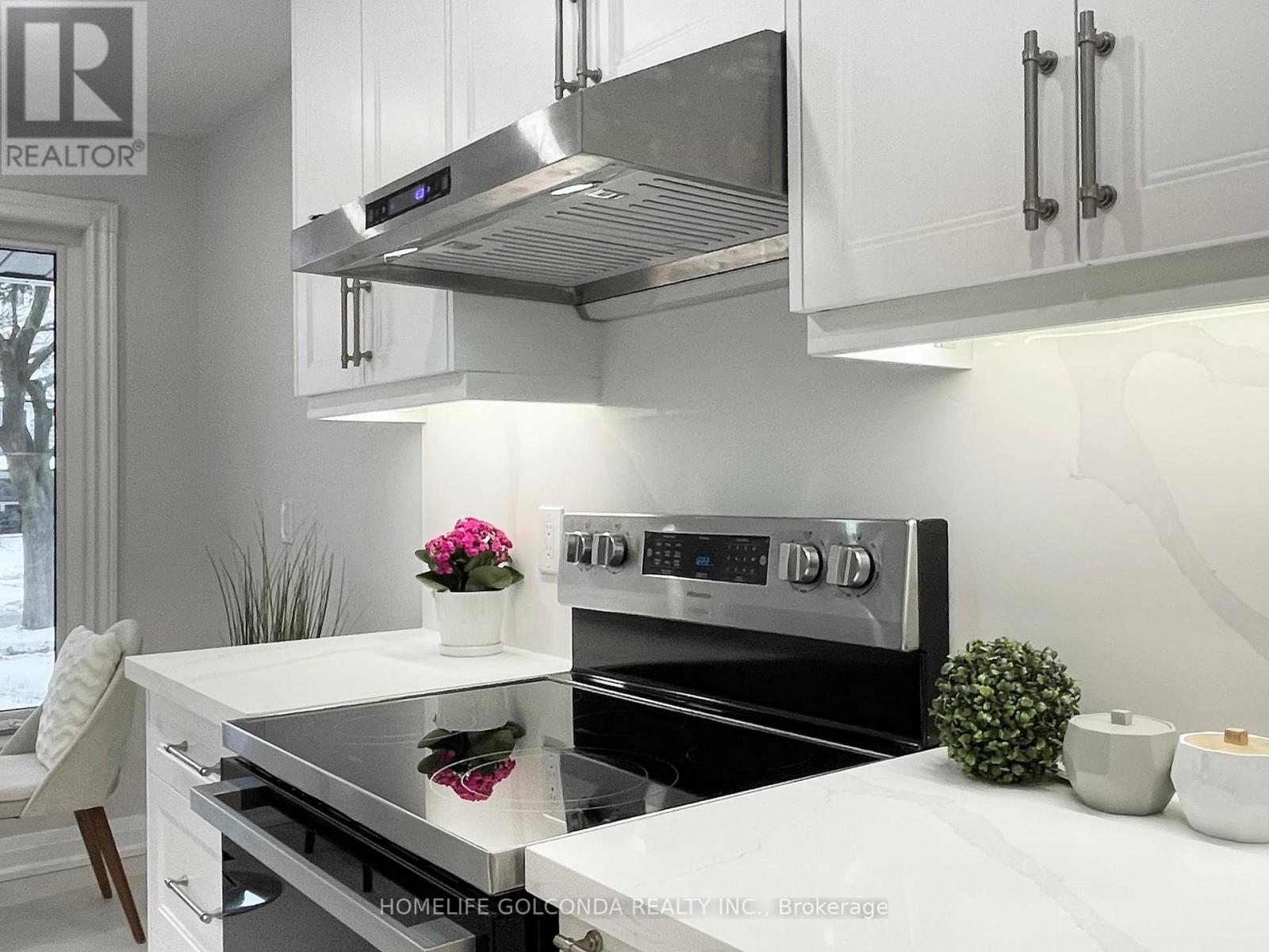 14 Brigadoon Crescent, Toronto, Ontario  M1T 3C1 - Photo 9 - E12640854