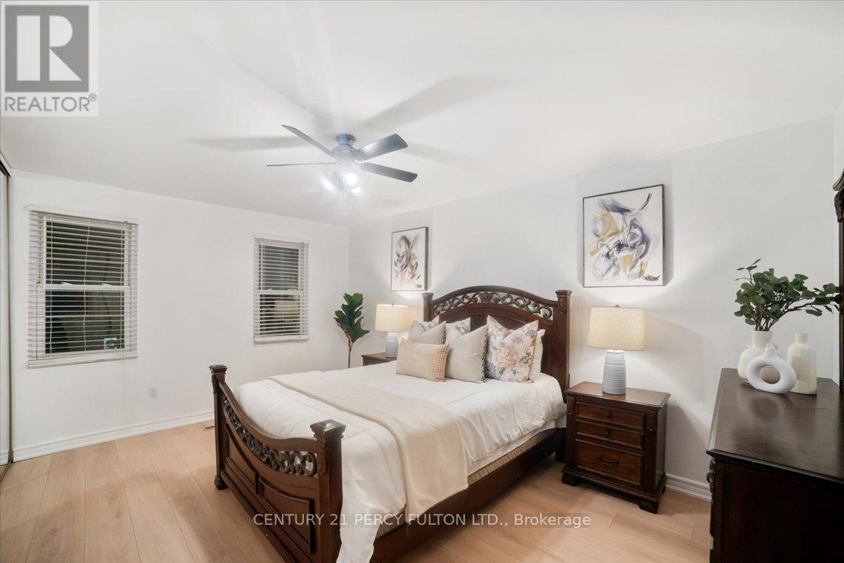 99 Palmdale Drive, Toronto, Ontario  M1T 1P2 - Photo 21 - E12640864