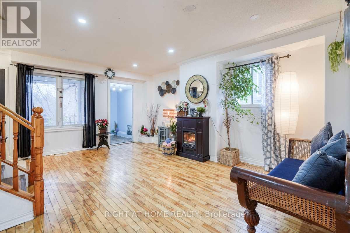 1456 Valley Drive, Oshawa, Ontario L1J 7Z3 - Photo 5 - E12640974