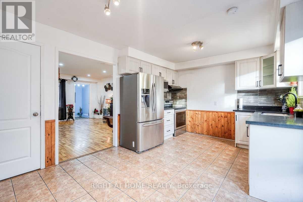 1456 Valley Drive, Oshawa, Ontario L1J 7Z3 - Photo 9 - E12640974