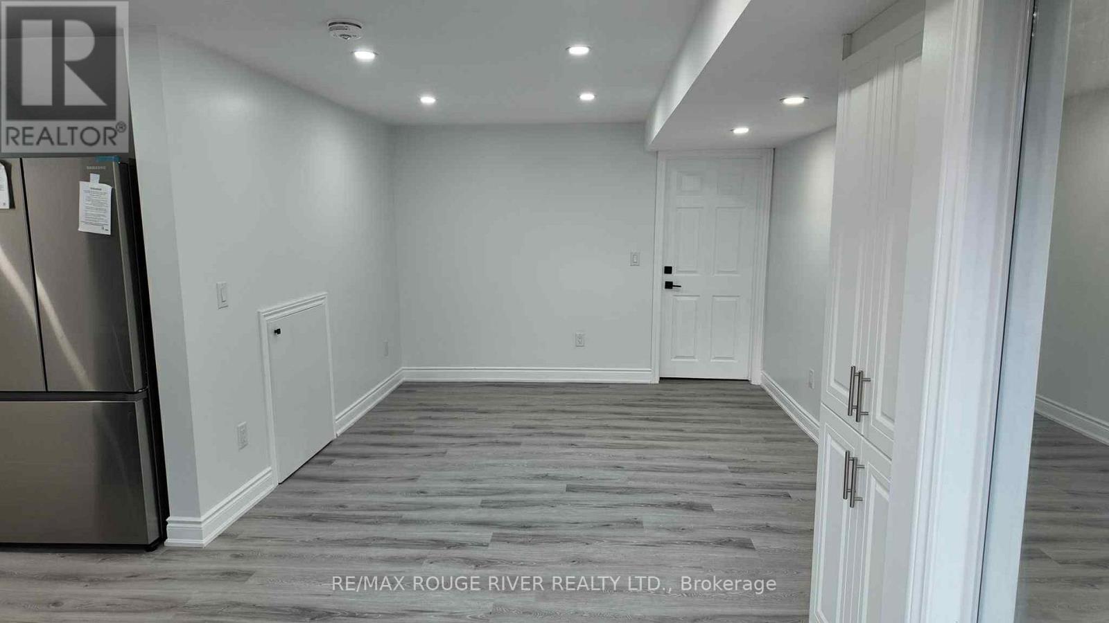 Basement - 3 Wimbledon Court, Whitby, Ontario  L1P 0B4 - Photo 5 - E12616858