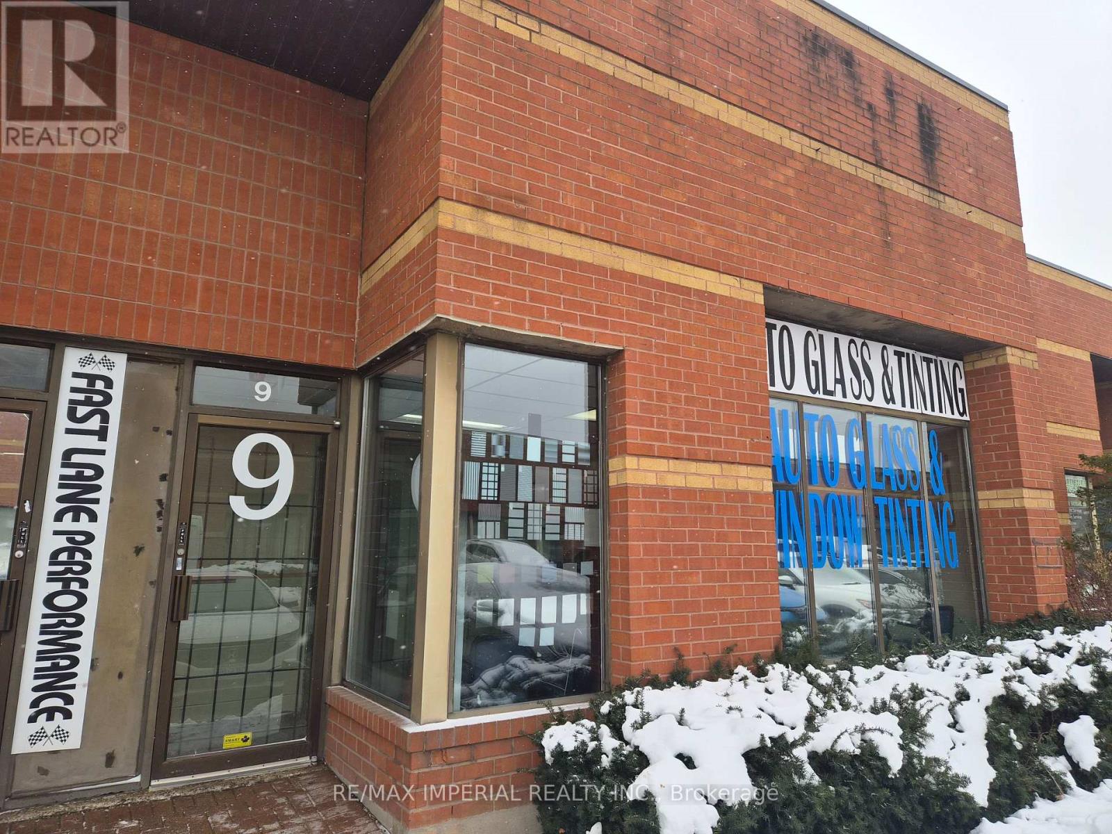 9-10 - 8600 KEELE STREET, Vaughan, Ontario