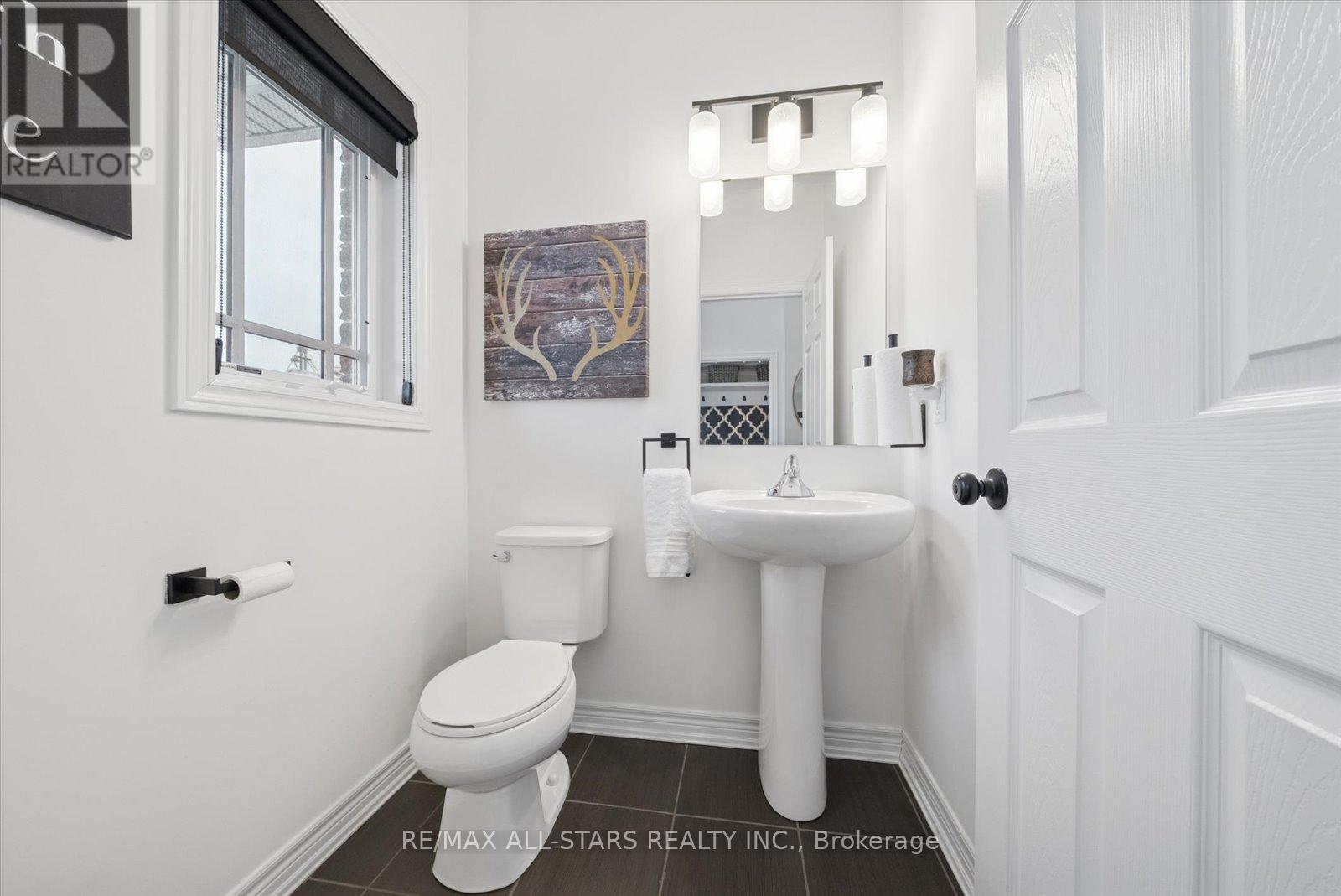 20 Carleton Trail, New Tecumseth (Beeton), Ontario  L0G 1A0 - Photo 13 - N12640880