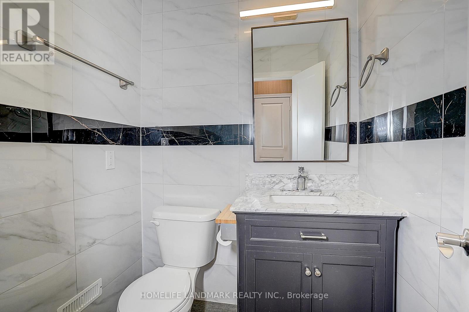 18 Caine Street, Richmond Hill, Ontario  L4S 0H2 - Photo 14 - N12640906