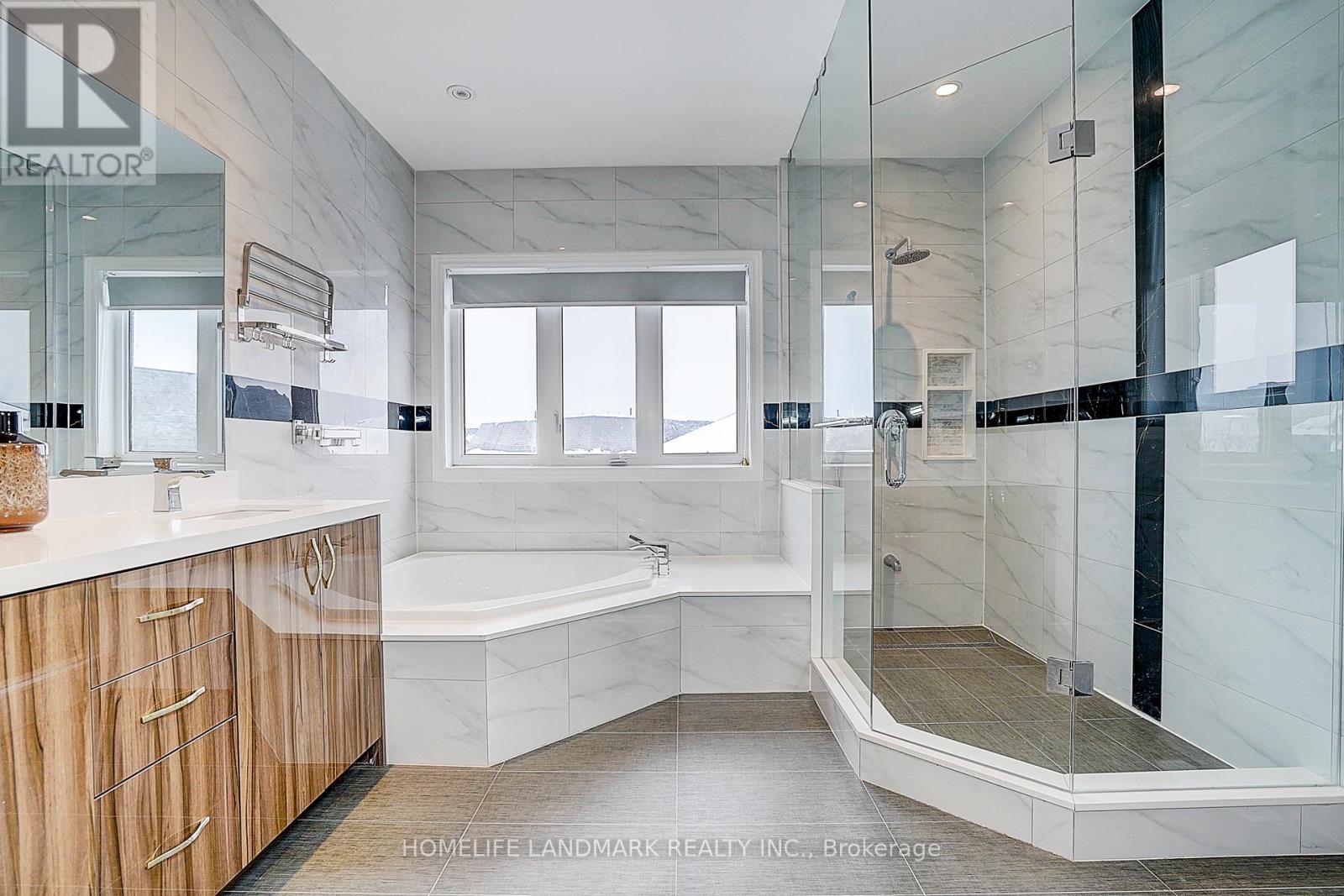 18 Caine Street, Richmond Hill, Ontario  L4S 0H2 - Photo 34 - N12640906