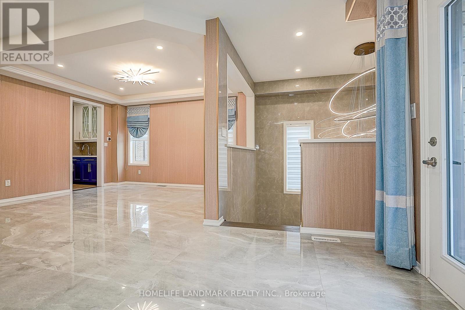 18 Caine Street, Richmond Hill, Ontario  L4S 0H2 - Photo 8 - N12640906