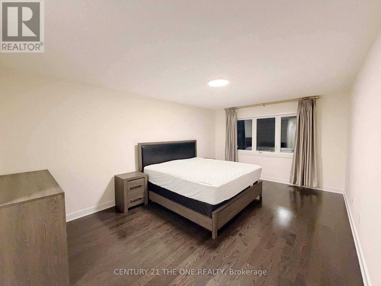 8 Anchusa Drive, Richmond Hill, Ontario  L4E 0Z2 - Photo 11 - N12640928