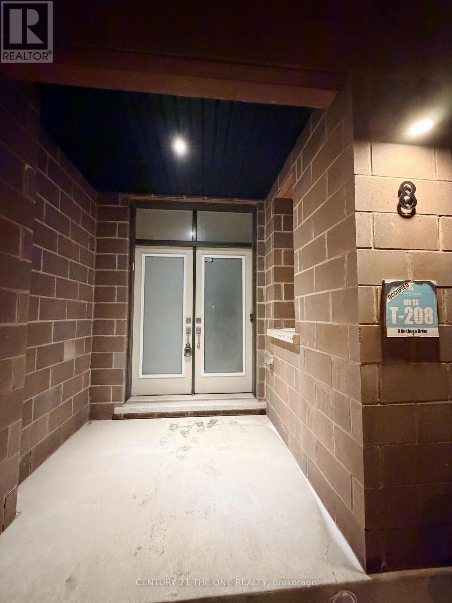 8 Anchusa Drive, Richmond Hill, Ontario  L4E 0Z2 - Photo 2 - N12640928