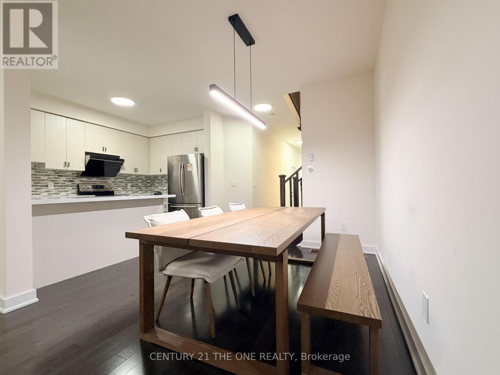 8 Anchusa Drive, Richmond Hill, Ontario  L4E 0Z2 - Photo 5 - N12640928