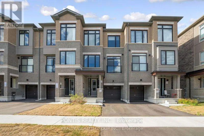 221 TENNANT CIRCLE, Vaughan, Ontario