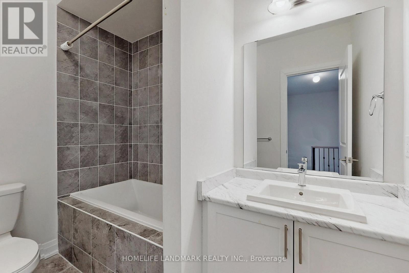 47 Sparks Street, Aurora, Ontario  L4G 0Z9 - Photo 17 - N12640950