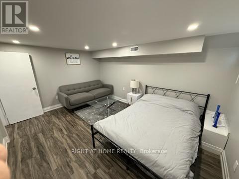 Bsm - 302 Browndale Crescent, Richmond Hill, Ontario  L4C 3J2 - Photo 3 - N12640960