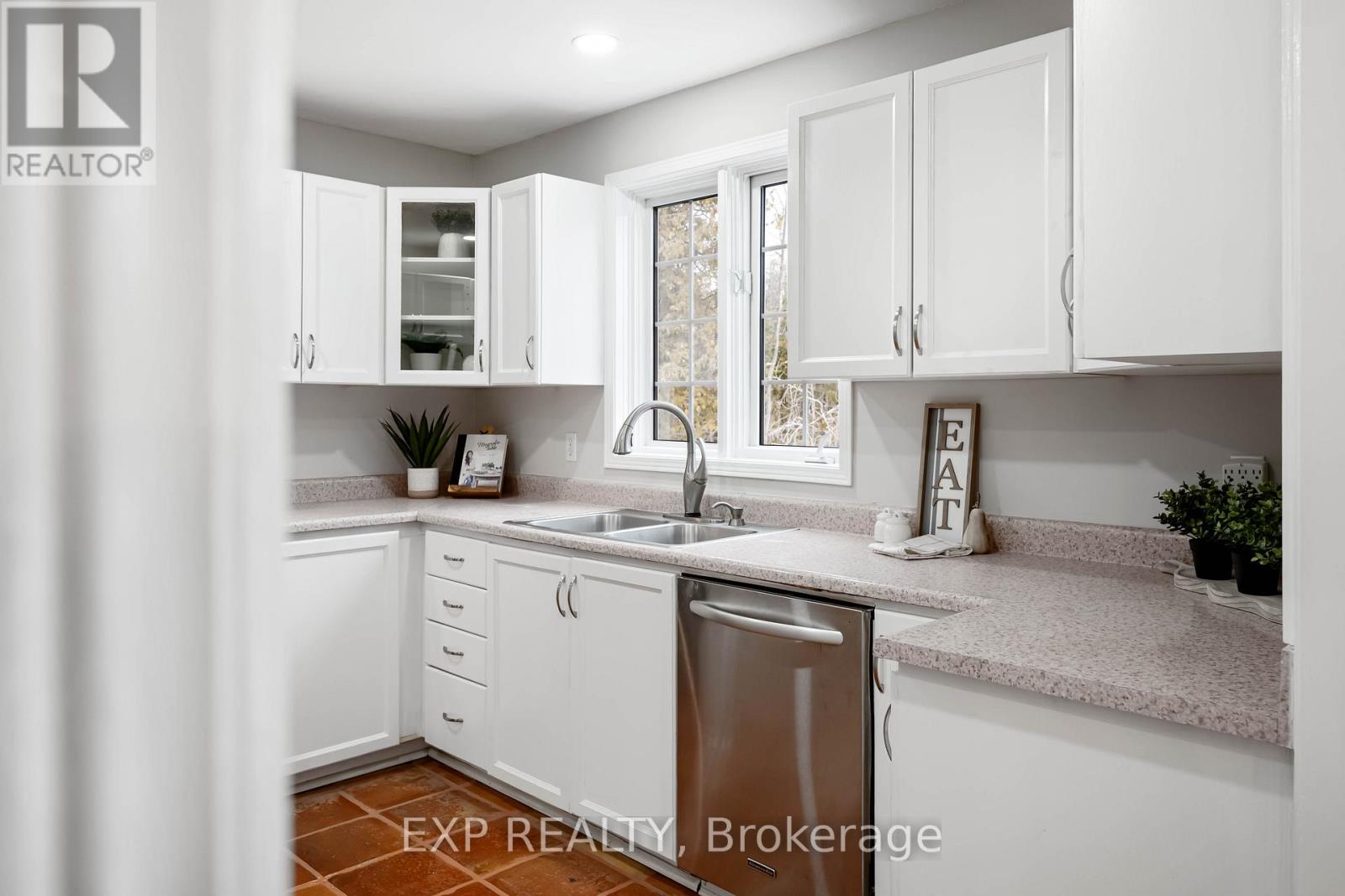 994359 Mono-Adjala Townline, Adjala-Tosorontio, Ontario  L9W 2Z2 - Photo 17 - N12640964