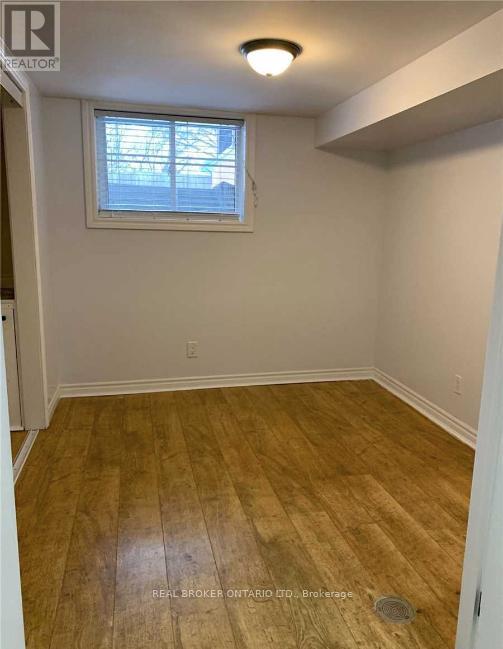 Bsmnt - 57 Adelaide Street N, Barrie, Ontario  L4N 3T4 - Photo 5 - S12640934