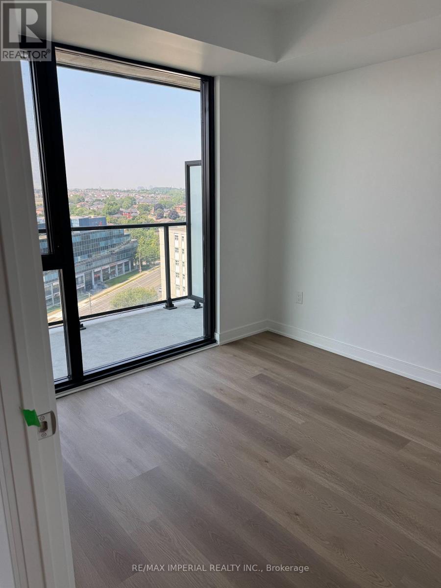 1215 - 3009 Novar Road, Mississauga, Ontario  L5B 1H7 - Photo 15 - W12640830