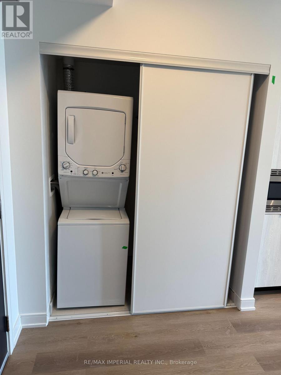 1215 - 3009 Novar Road, Mississauga, Ontario  L5B 1H7 - Photo 7 - W12640830