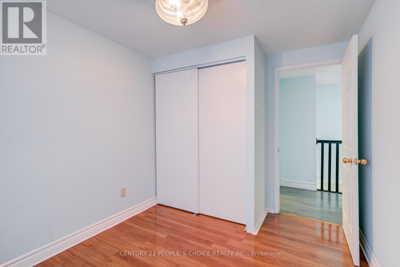 18 Hernon Court, Brampton, Ontario  L6S 2B9 - Photo 20 - W12640860