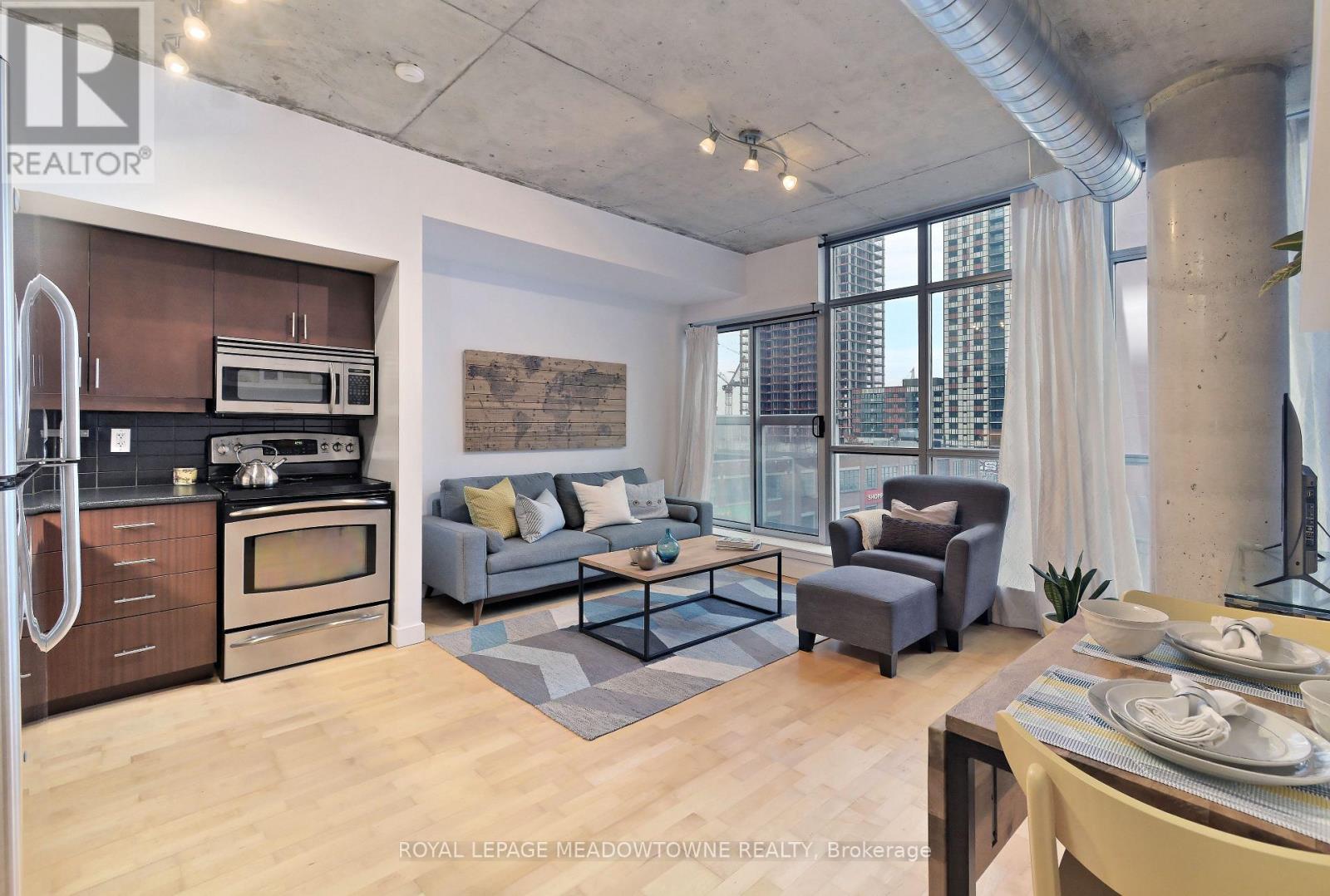 508 - 1375 Dupont Street, Toronto, Ontario  M6H 4J8 - Photo 5 - W12640868