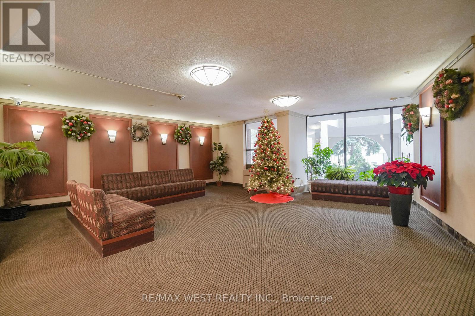 315 - 50 Mississauga Valley Boulevard, Mississauga, Ontario L5A 3S2 - Photo 10 - W12640884