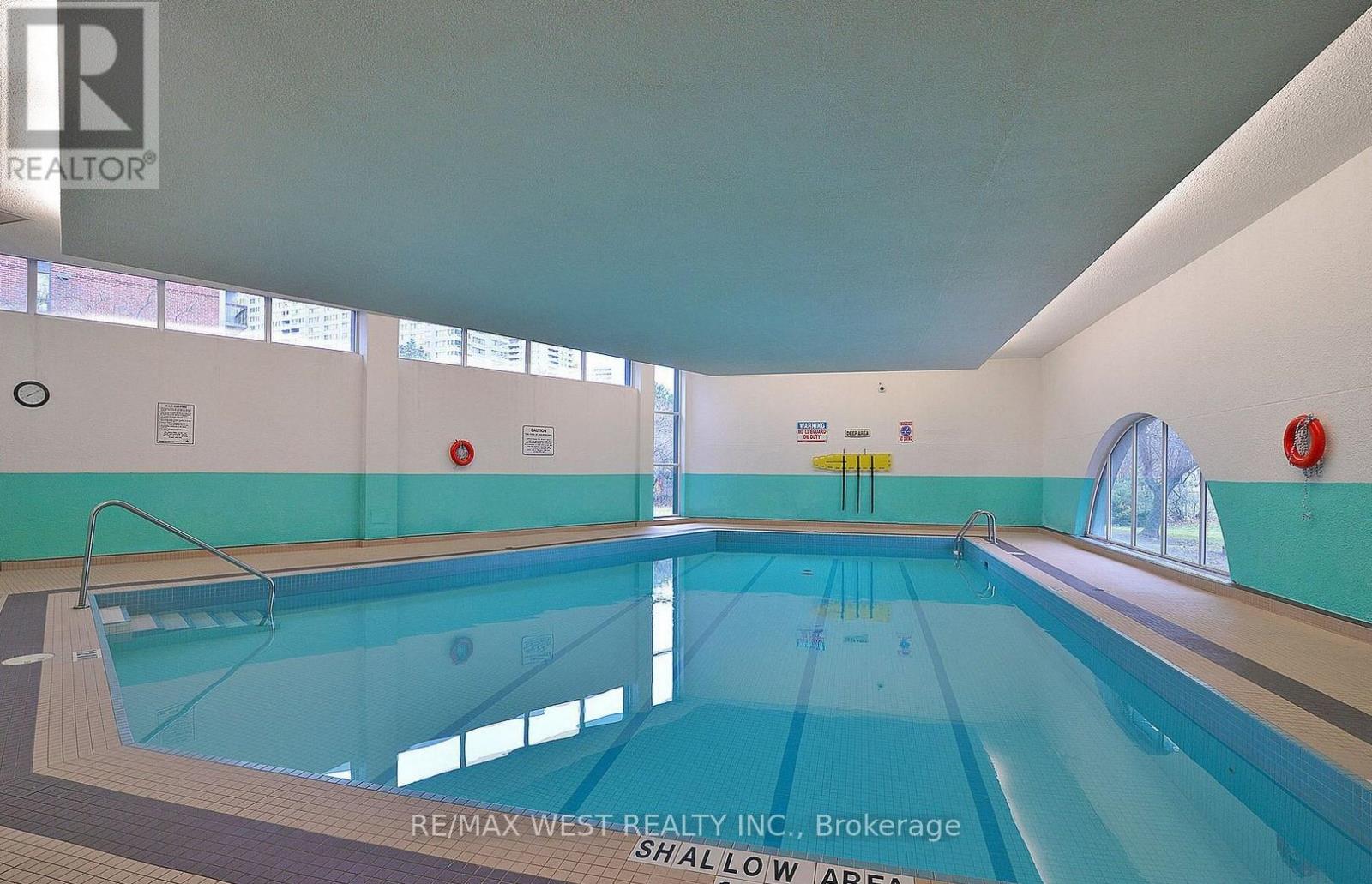 315 - 50 Mississauga Valley Boulevard, Mississauga, Ontario L5A 3S2 - Photo 11 - W12640884