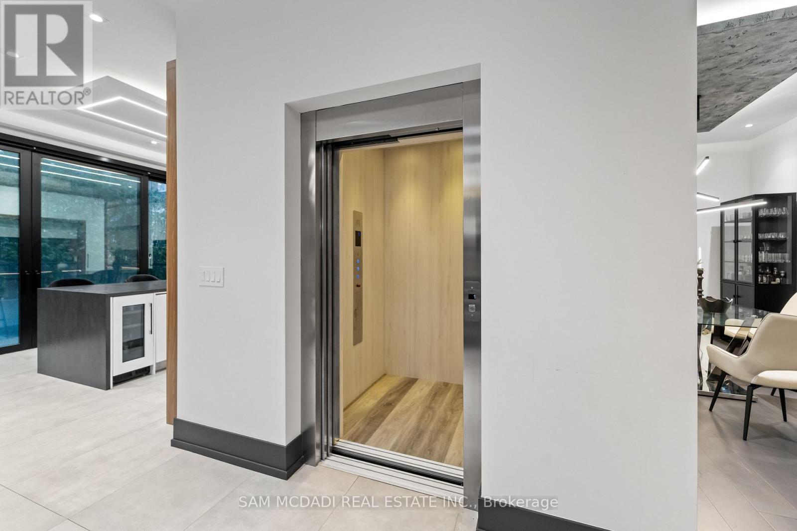 417 Union Street, Oakville, Ontario  L6J 1E7 - Photo 19 - W12640918