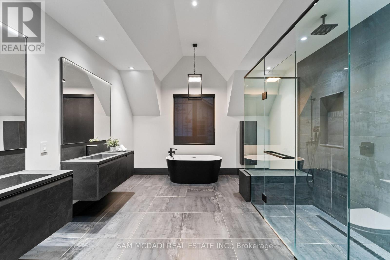 417 Union Street, Oakville, Ontario  L6J 1E7 - Photo 24 - W12640918