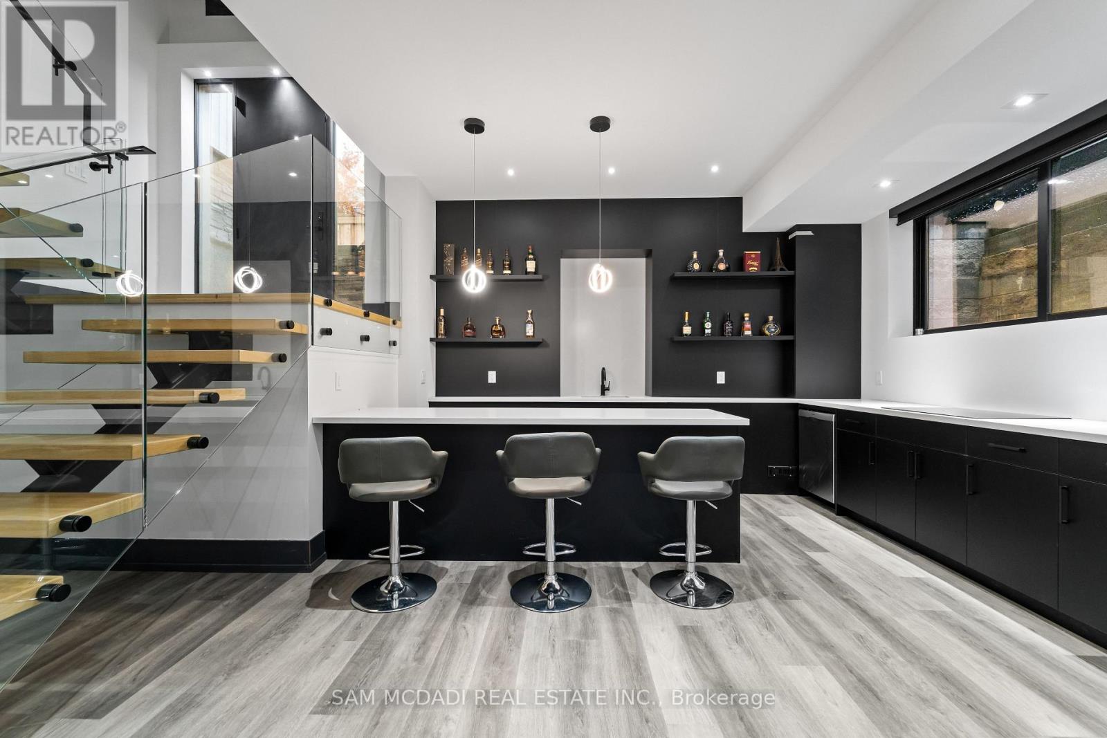 417 Union Street, Oakville, Ontario  L6J 1E7 - Photo 37 - W12640918