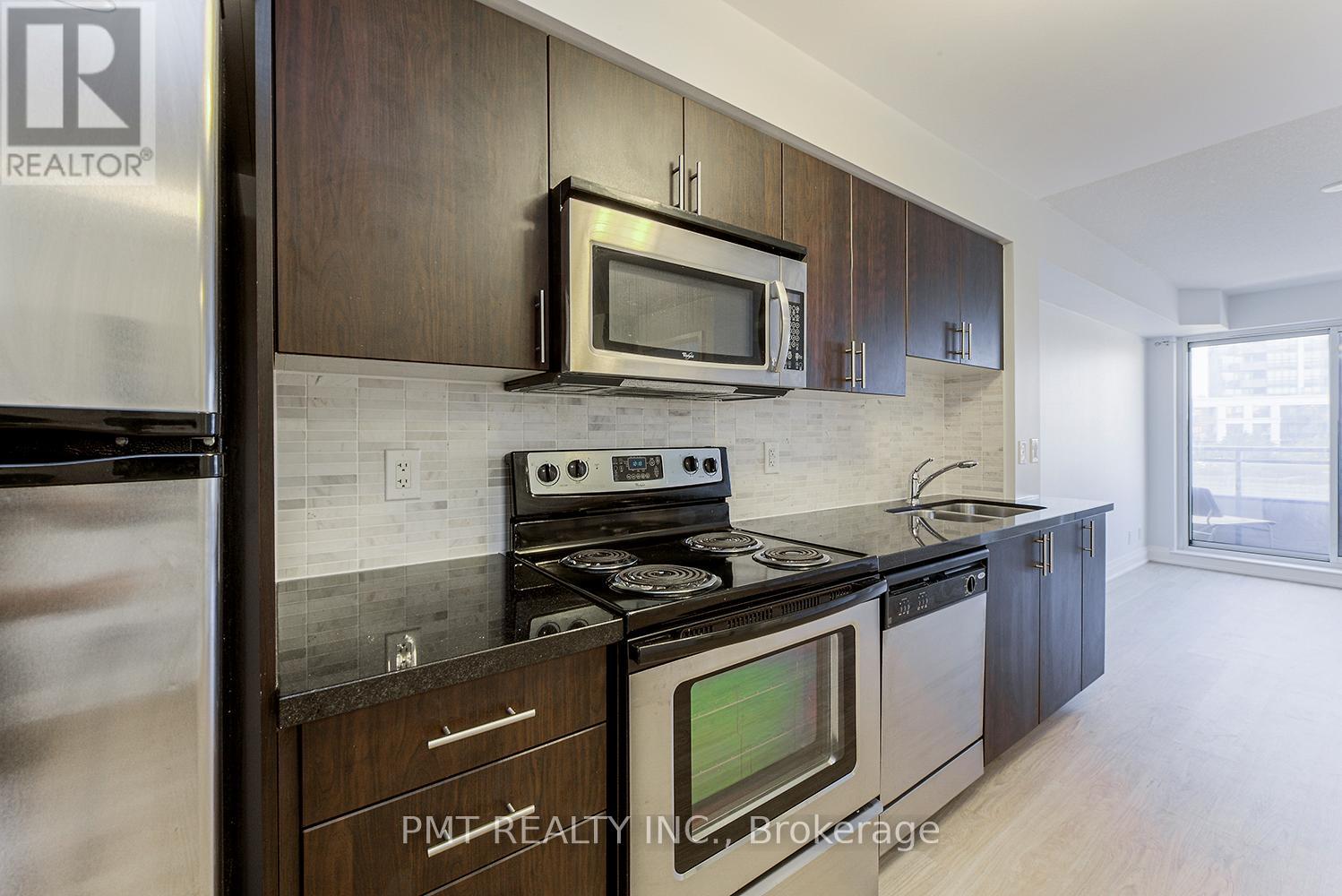 319 - 1 De Boers Drive, Toronto, Ontario  M3J 0G6 - Photo 10 - W12640954