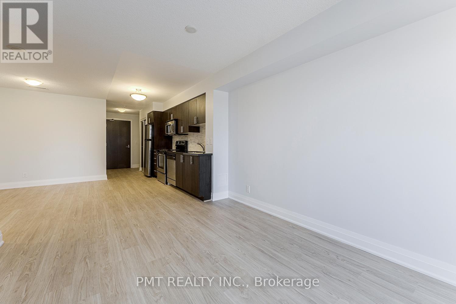 319 - 1 De Boers Drive, Toronto, Ontario  M3J 0G6 - Photo 4 - W12640954