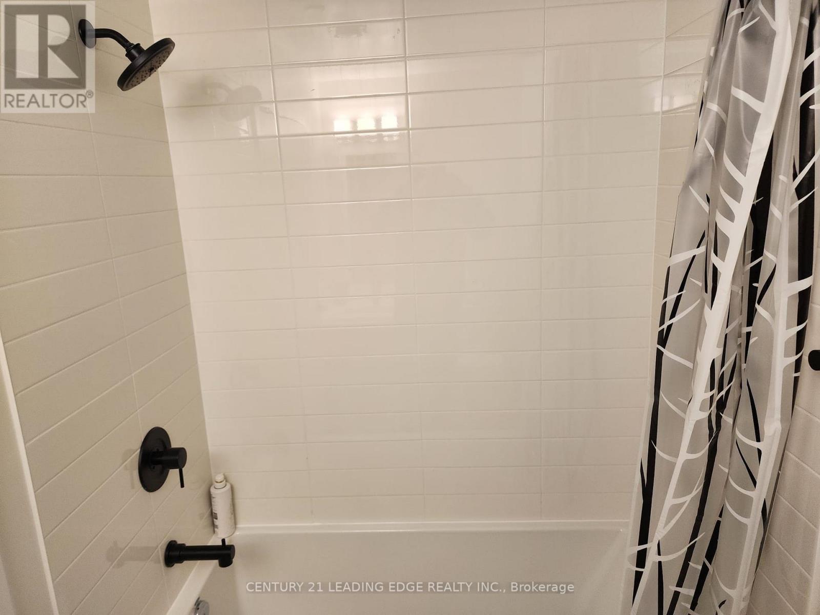 107 - 2300 St Clair Avenue W, Toronto (Junction Area), Ontario  M6N 0B3 - Photo 12 - W12640958