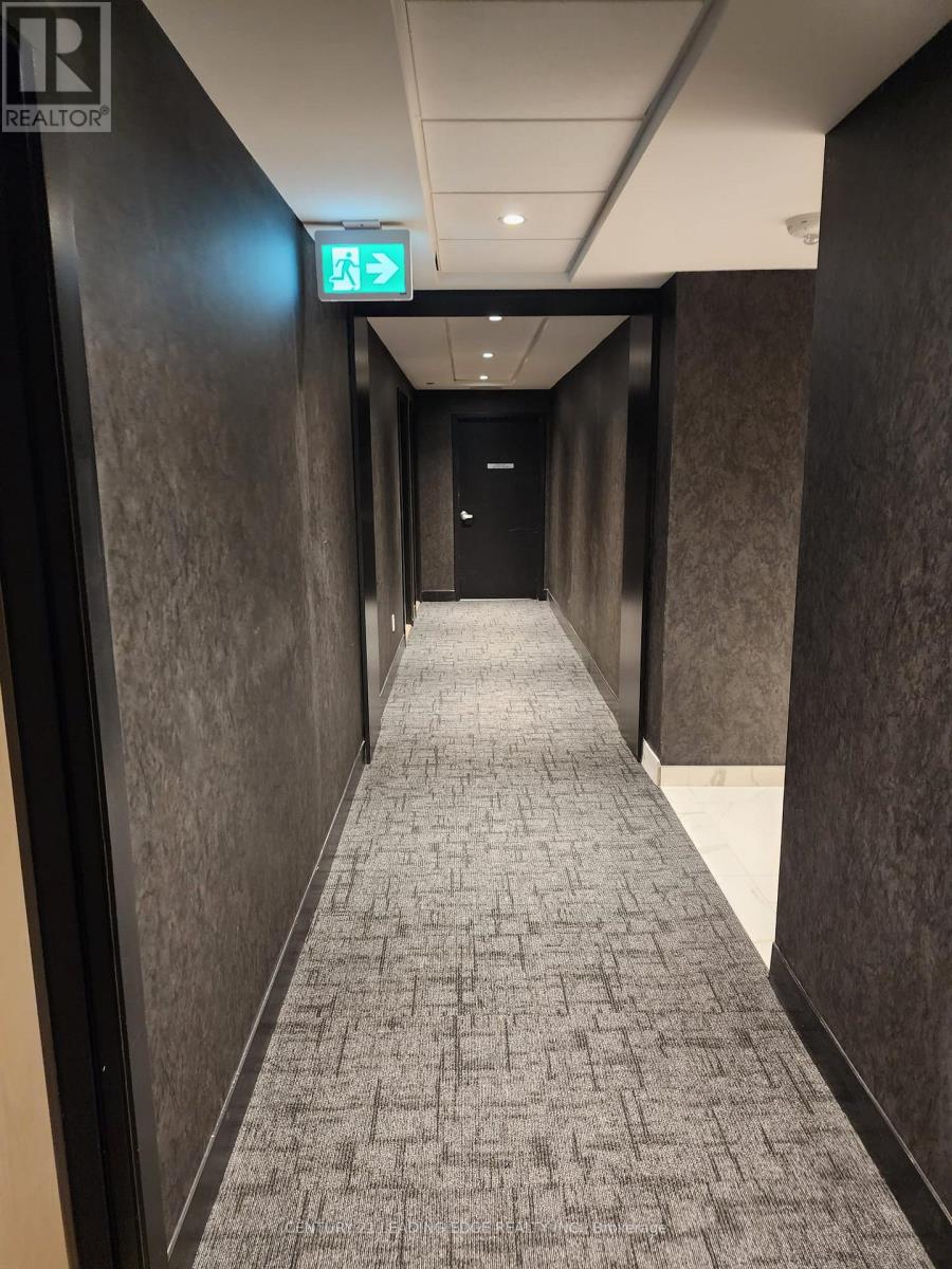 107 - 2300 St Clair Avenue W, Toronto (Junction Area), Ontario  M6N 0B3 - Photo 15 - W12640958